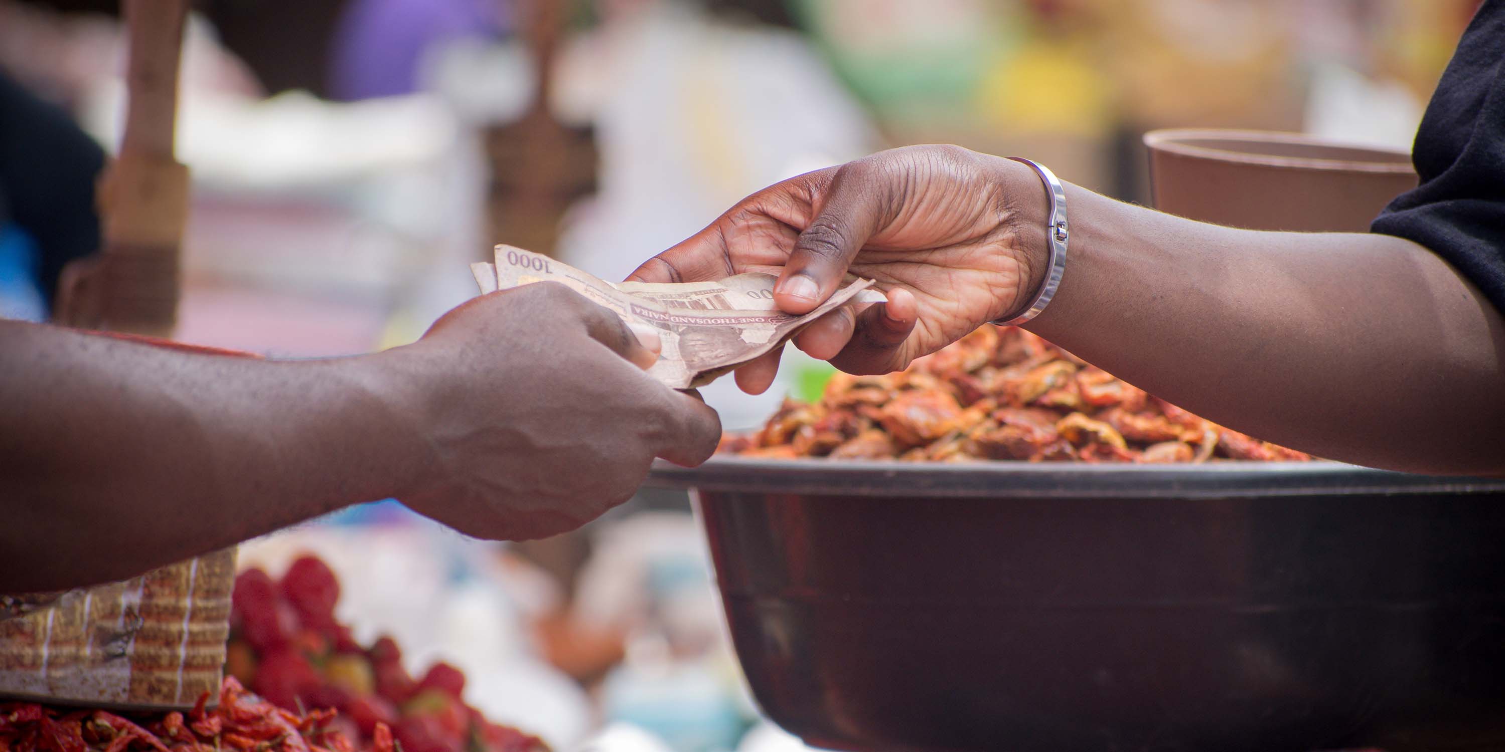 Exchanging bank notes in a marketplace